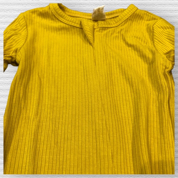 Kate Quinn Yellow Ribbed Footie - Picture 4 of 4